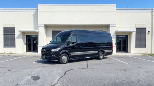 new haven 15 passenger sprinter van